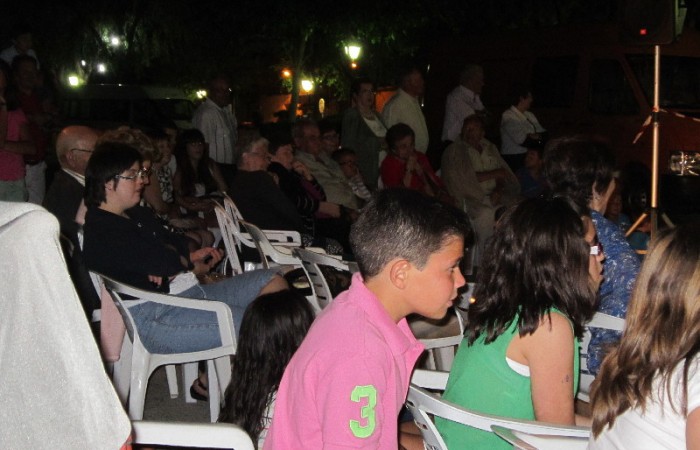 Teatro "Aquí va a pasar algo" y "Cuentacuentos"